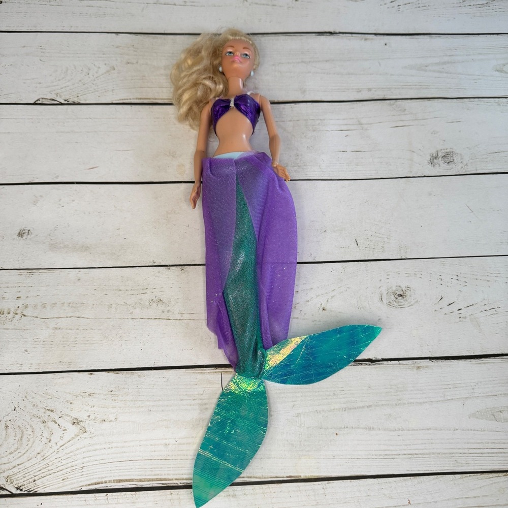 Disney Princess Mermaid Doll Blonde Hair‎ Purple & Teal Mermaid Tail 12" Doll